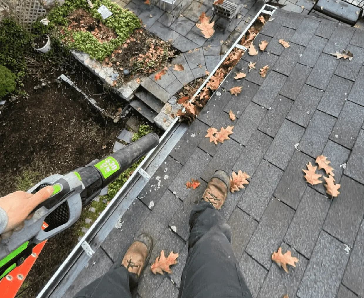 Gutter Cleaning service in Macedonia, OH